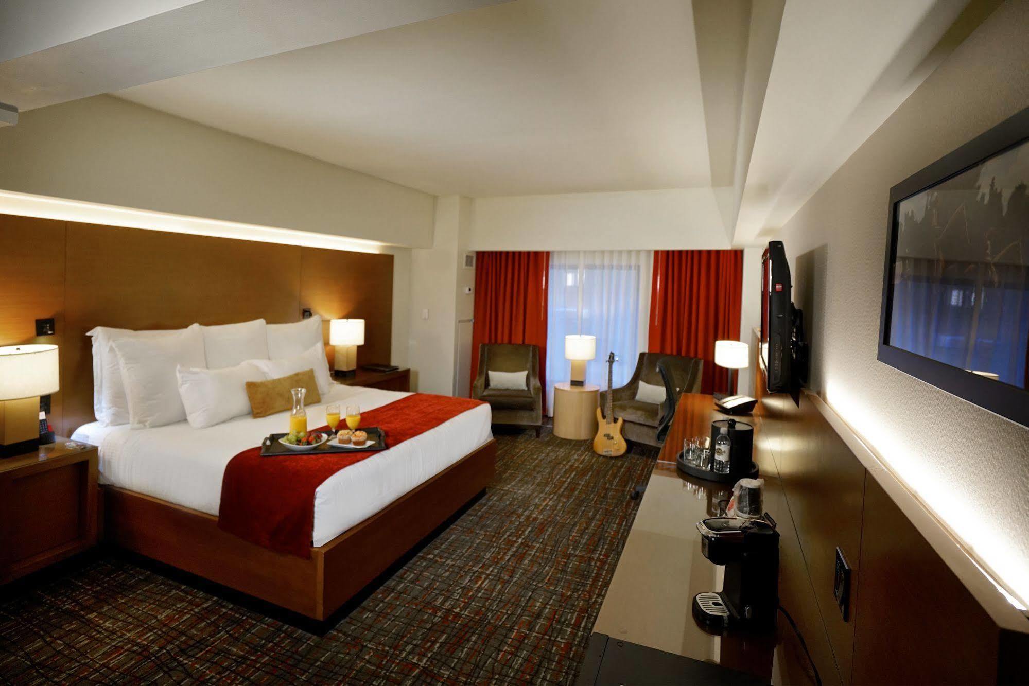 Hard Rock Hotel & Casino Tulsa Catoosa Exterior foto